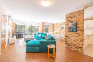 Bay Parklands 69 large unit with views pool tennis court and spa