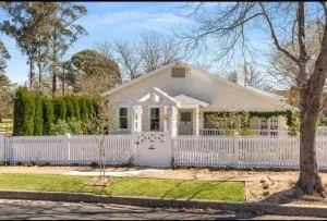 Cherry Cottage Bowral - Fitzroy