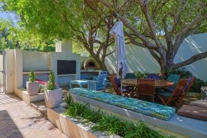 245 on 10th - Pet friendly, inverter, at the beach