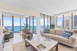 Ocean Front 2BR 2.5BA Lux Condo on Singer Island