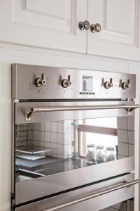 142 on 10 Family and Friend Holiday home