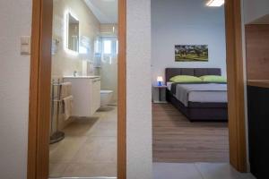 Apartments in Malinska - Insel Krk 53431