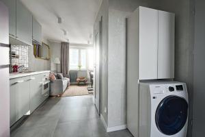 Emilii Plater 55 Deluxe Warm Suite in Warsaw Manhattan