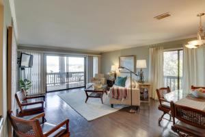 Hot Springs Condo with Lake Access and Community Pool