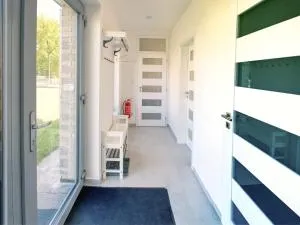 4-Bedroom Villa with Private Pool - Bradlec