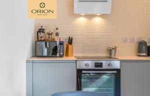 The Kepties No 1 - Ground Floor Luxurious Serviced Apartment by ORION SHORT STAYS