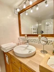 Fermes Mas de Veroncle, piscine et quietude a Gordes : photos des chambres