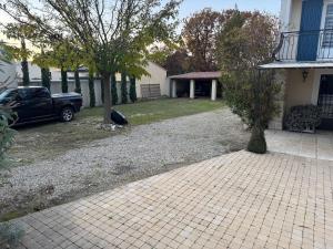 Villas Villa in Carpentras with Private Pool : photos des chambres