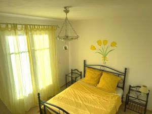 Villas Villa in Carpentras with Private Pool : photos des chambres