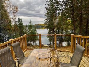 Chalet des Monk-bord de l'eau