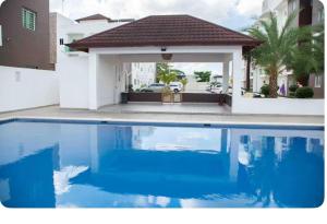 Exclusive Luxury Apartment with Pool