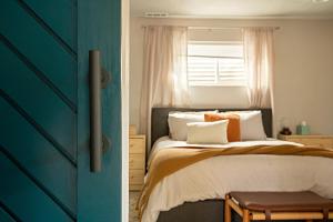 Cozy Getaway - Perfect Base for Exploring Colorado Springs