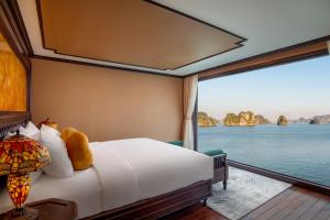 Indochine Grand Lan Ha Bay