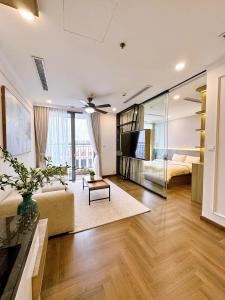 Luxury Apartment in Vinhomes Times City - KaBi Home