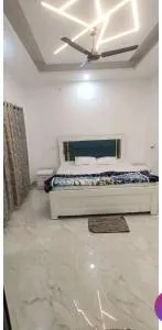 Ramjanki Premium - Sultānpur