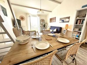 Appartements Appartement renove 2 pieces proche plage - La Gueriniere - FR-1-224B-241 : photos des chambres