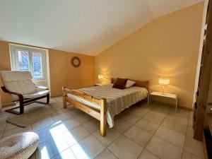 Maison de village climatisée avec terrasse, garage privé à Argelès - FR-1-225-827