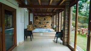 Oru Forest Retreat & Eco Lodge, just 15 minutes from the airport