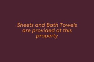 Shells on the Shore, 9 Lentara St- Wi-Fi, Air con, Boat Parking, Linen