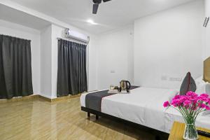 Townhouse De Alphabet Hotel