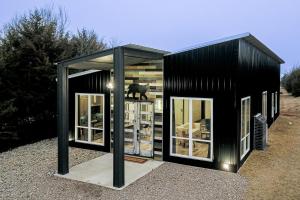 New Cougar Cabin with Air Hockey