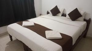 Benny baga beach away