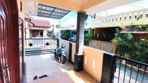 Unfurnished 2-Storey House for rent in Bekasi - Ideal for Long-Term Stay