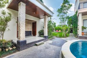 Unwind in 2BDR Ubud Villa Oceania - Huge Pool & Lawn