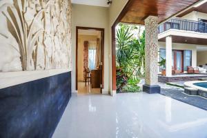 Unwind in 2BDR Ubud Villa Oceania - Huge Pool & Lawn
