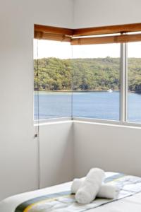 Luxe Waterview Double Room in Caringbah South - Ideal for Relaxation - Shared Bathroom