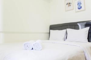 Super 3BR at Meikarta Apartment By Travelio