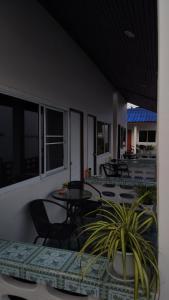 Waters Edge Resort ,