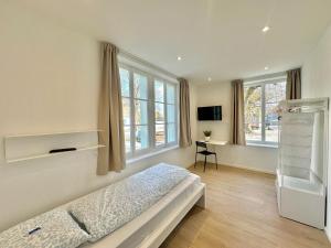 ZIMMERzuVERMIETEN Deitingen Kreuz