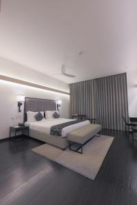 Hotel Deccan Serai Grande, Gachibowli, Hyderabad