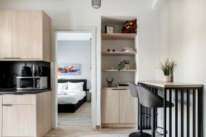 Sway - Chic 1-Bedroom Apartment & Balcony in Athens
