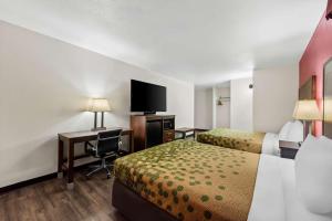 Queen Room with Two Queen Beds - Non-Smoking room in Econo Lodge Fallon Naval Air Station Area