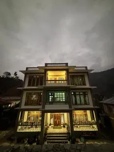 Yangsel Homestay - Dirāng