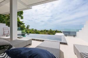 Serenity Villa piscine privée vue mer !