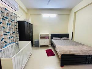 Peaceful 2 Bedroom Flat near Airport