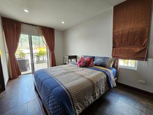 Modern 3-Bedroom Townhome in Kamala