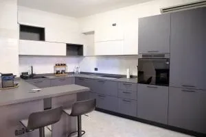 Stay&Go - Bilocale con Giardino - Бареджо