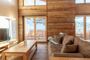 Les Mayens MB 021 - LUXURY apartment 18 pers