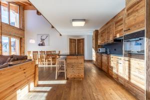 Les Mayens MB 021 - LUXURY apartment 18 pers