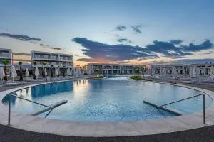 Blue Lagoon Queen - Olynthos