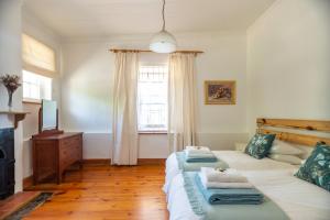 Bosky Dell on Boulders Beach