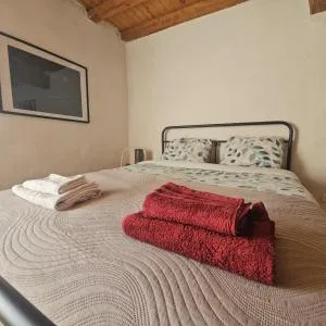 T1 à côté du Métro B Hôpitaux Lyon Sud Fac de médecine - 圣热尼拉瓦勒