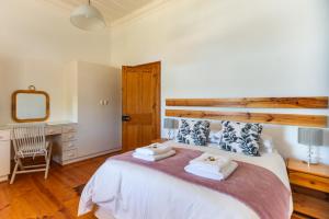 Bosky Dell on Boulders Beach