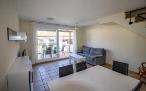 Adosado familiar con piscina - Palm Beach 130 - ALBERT VILLAS