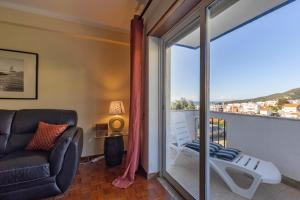 Sesimbra Apartment by Trip2Portugal