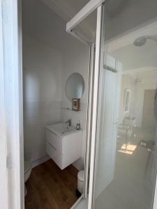 Appartements Studio 2 Chartres gare et Colisee a 100 m : photos des chambres